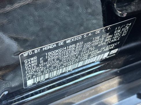 Certified 2025 Honda HR-V Sport image 30