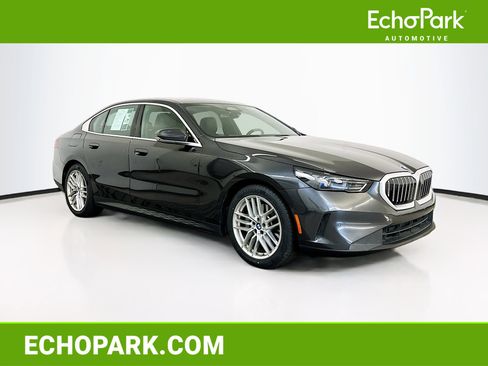 Used 2024 BMW 530i xDrive image 1