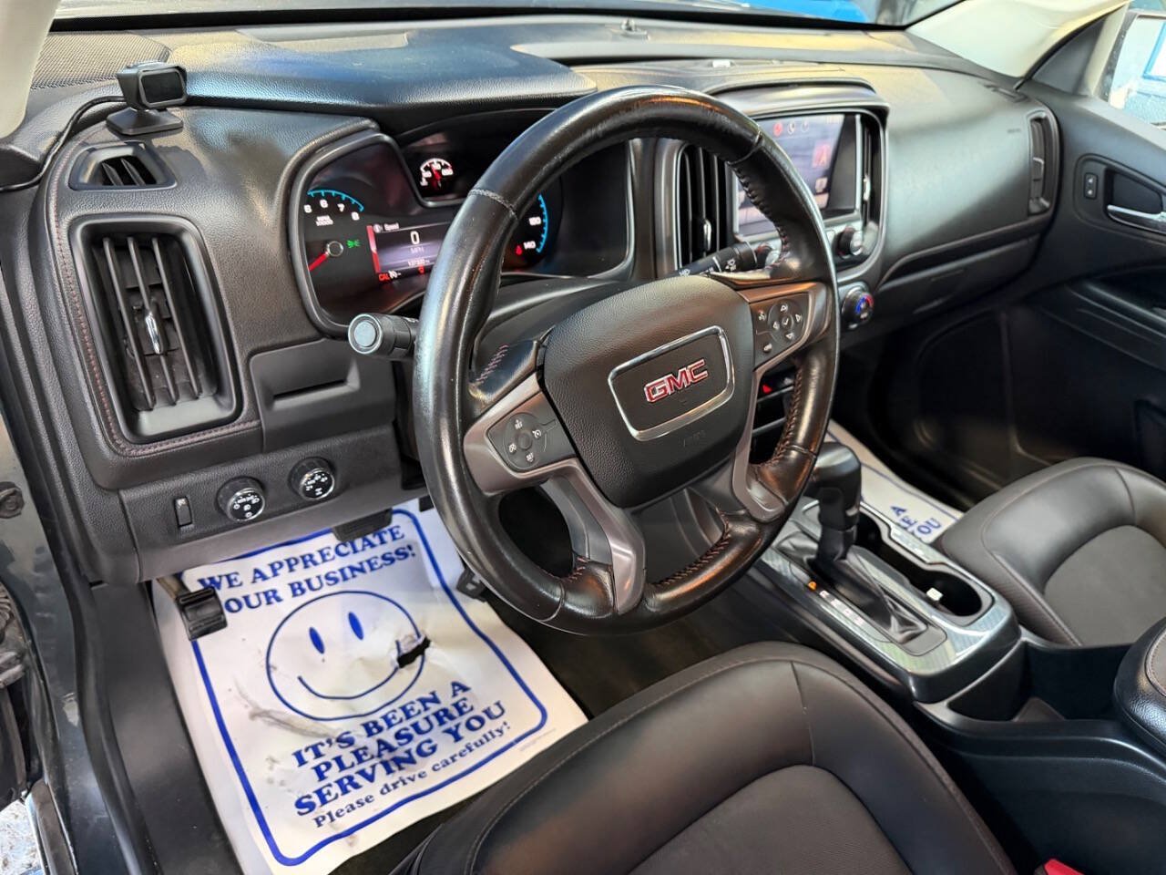 Used 2015 GMC Canyon SLE AWD/4WD image 13