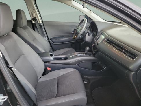 Used 2022 Honda HR-V EX image 11