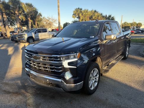 Certified 2023 Chevrolet Silverado 1500 LTZ image 3