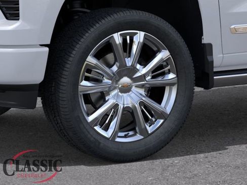 New 2026 Chevrolet Silverado 1500 High Country AWD/4WD image 10