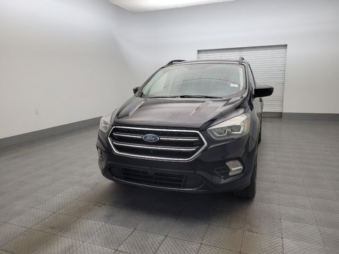 Used 2017 Ford Escape SE w/ Equipment Group 201A FWD image 15