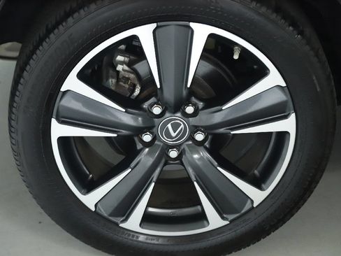 Used 2024 Lexus UX 250h AWD image 12
