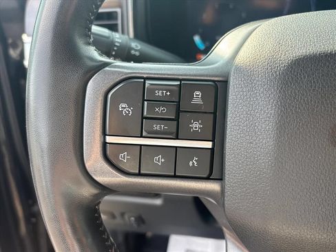 Used 2024 Ford F250 Lariat w/ Lariat Ultimate Package AWD/4WD image 31