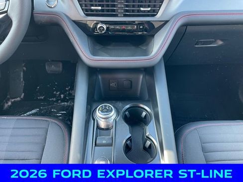New 2026 Ford Explorer ST-Line w/ ST-Line Street Pack image 11