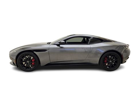 Used 2020 Aston Martin DB11 Coupe image 12