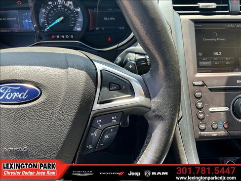 Used 2016 Ford Fusion Titanium AWD/4WD image 12