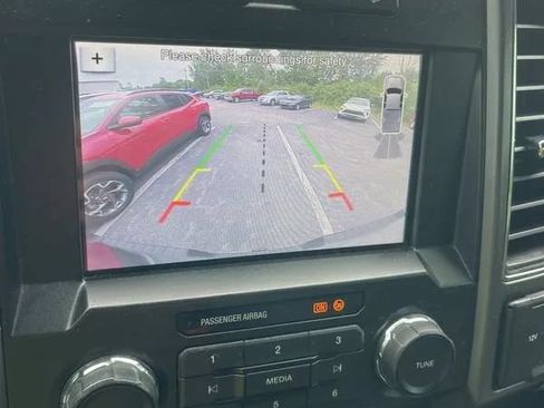 Used 2019 Ford F250 XLT w/ XLT Premium Package AWD/4WD image 28