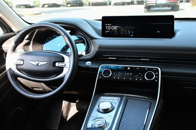 Used 2024 Genesis GV80 3.5T w/ Prestige Package AWD/4WD image 2