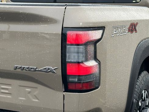 Used 2023 Nissan Frontier PRO-4X w/ Technology Package image 16