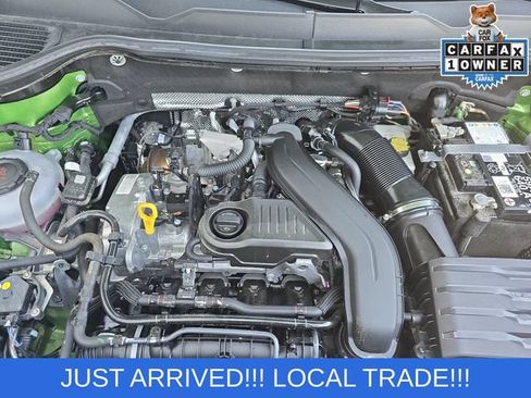 Used 2025 Volkswagen Taos SE FWD image 21