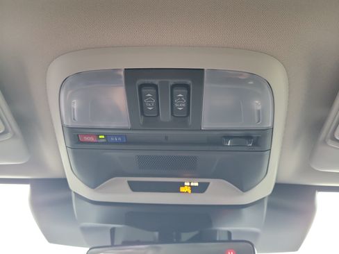 Certified 2024 Subaru Crosstrek 2.0i Premium AWD/4WD image 32