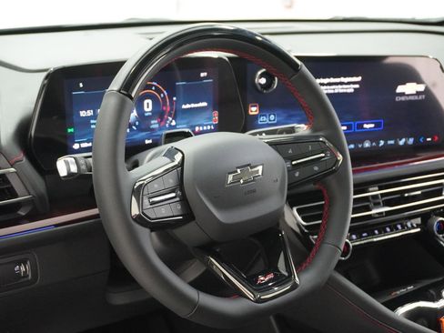 New 2026 Chevrolet Traverse RS w/ LPO, Floor Liner Package image 20