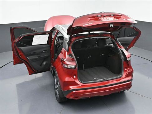 Used 2024 Nissan Kicks SV FWD image 50