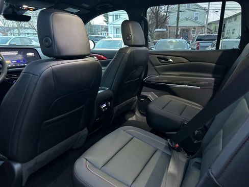 New 2026 Chevrolet Traverse Z71 w/ Enhanced Driving Package AWD/4WD image 11