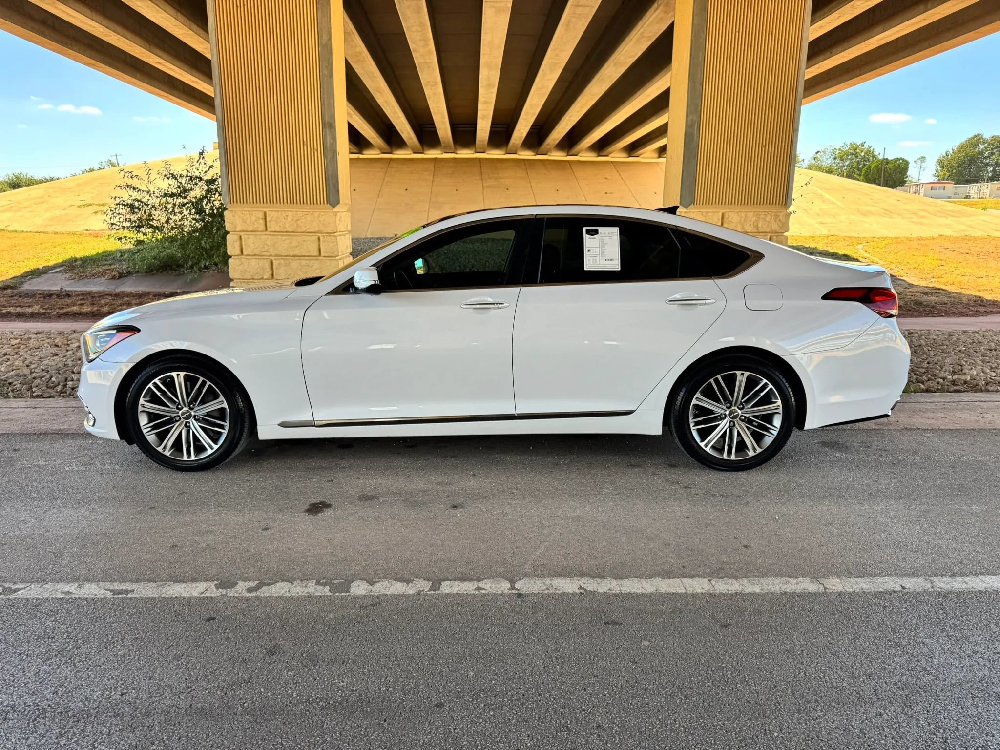 Used 2018 Genesis G80 3.8 w/ Option Group 02 RWD image 6