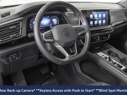 Used 2024 Volkswagen Atlas Cross Sport SE FWD image 4