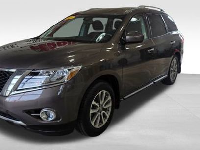 Used 2015 Nissan Pathfinder SV