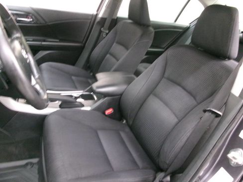 Used 2014 Honda Accord Sport image 16