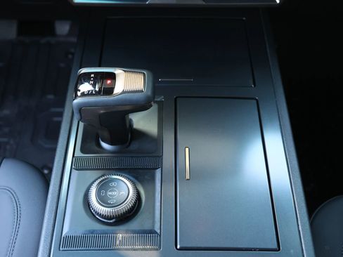 Used 2024 GMC Hummer EV 2X w/ Extreme Off-Road Package image 35