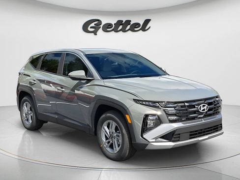 New 2026 Hyundai Tucson SE FWD image 2