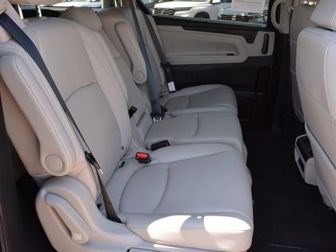 Used 2026 Honda Odyssey EX-L image 17