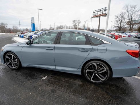 Certified 2022 Honda Accord Sport image 4
