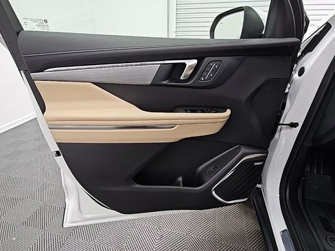 New 2026 Buick Enclave Preferred w/ Power Package image 28