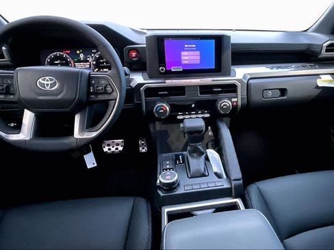 New 2025 Toyota Tacoma TRD Sport image 5