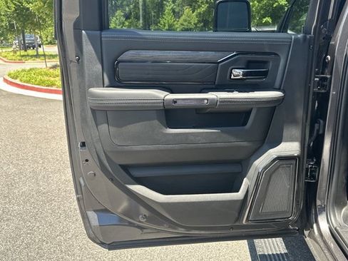 New 2026 RAM 2500 Limited AWD/4WD image 21