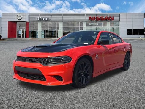 Used 2023 Dodge Charger R/T w/ Blacktop Package RWD image 3