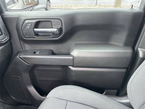 Used 2022 Chevrolet Silverado 1500 Custom w/ Rally Edition image 18