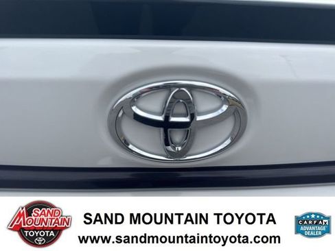 Used 2024 Toyota Corolla XSE image 11