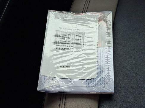 Used 2023 Ford Bronco Wildtrak image 28