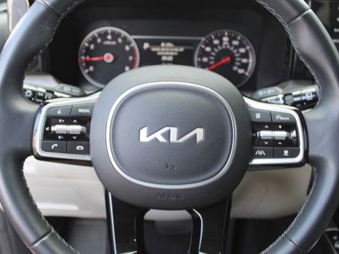 Used 2023 Kia Sorento X-Line EX image 16
