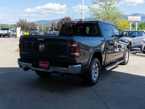 Used 2019 RAM 1500 Laramie AWD/4WD image 7