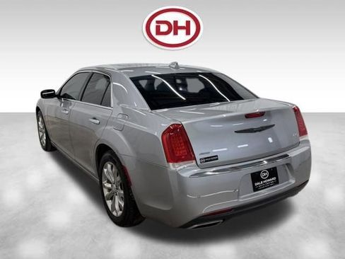 Used 2017 Chrysler 300 C w/ Safetytec Plus Group AWD/4WD image 11