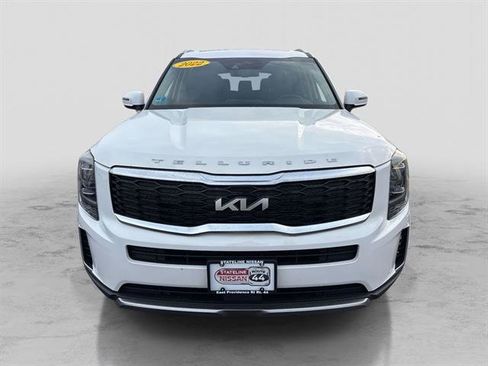 Used 2022 Kia Telluride EX image 8
