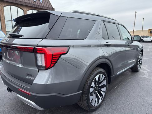 New 2026 Ford Explorer Platinum w/ LUX Leather Package image 8