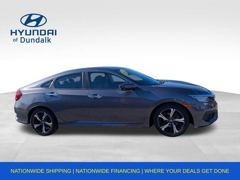 Used 2017 Honda Civic Touring image 10
