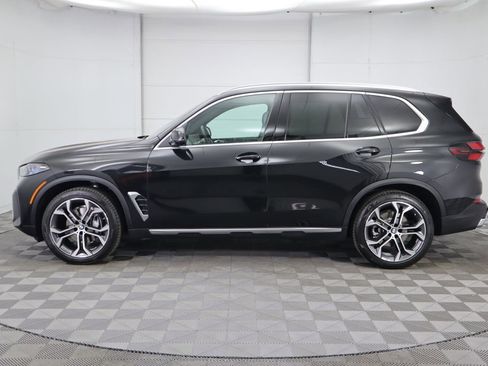 Certified 2026 BMW X5 xDrive40i w/ Premium Package image 9