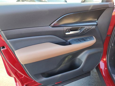 Used 2026 Toyota Grand Highlander AWD Hybrid image 10