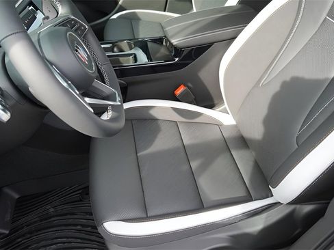 New 2026 Buick Envision Sport Touring image 9