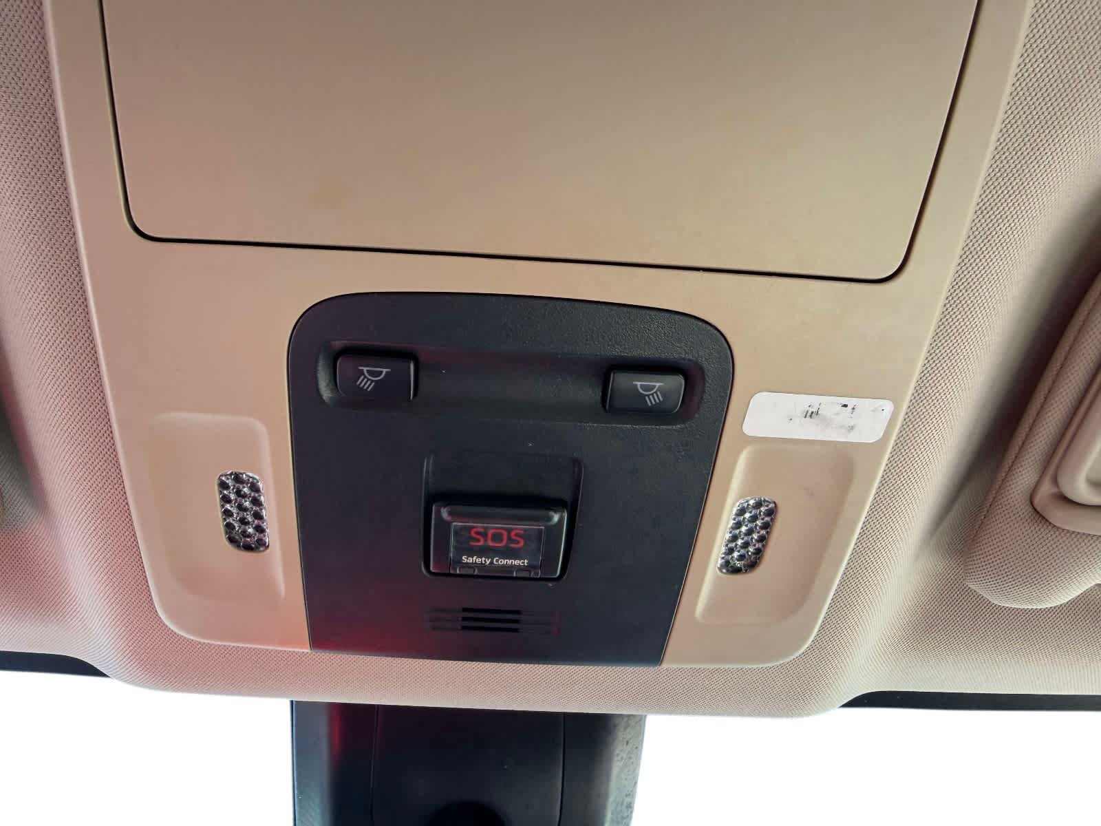 Used 2019 Toyota Camry LE FWD image 28