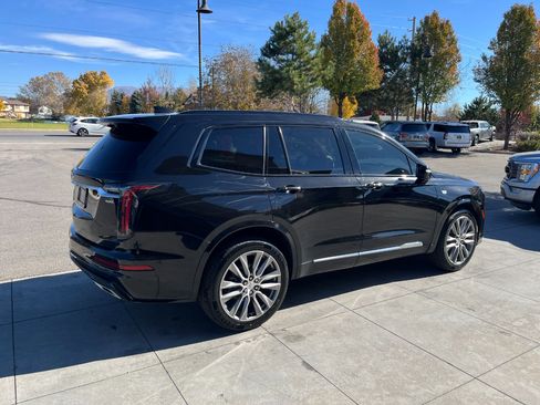 Used 2021 Cadillac XT6 Sport image 31
