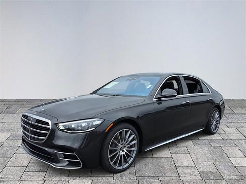 New 2026 Mercedes-Benz S 500 4MATIC image 3