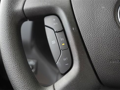 New 2025 GMC Savana 3500 LS image 13