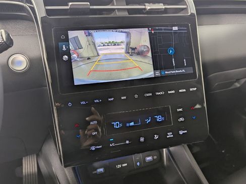 Certified 2024 Hyundai Tucson SEL w/ Convenience Package FWD image 21