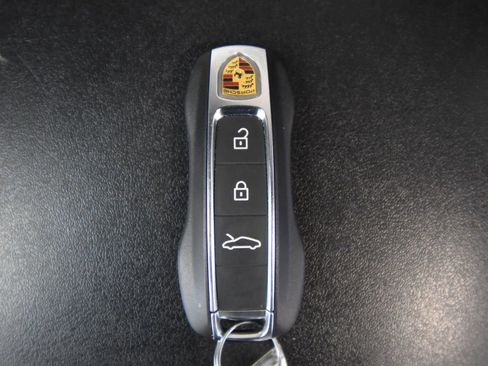 Used 2021 Porsche 911 Carrera S image 44